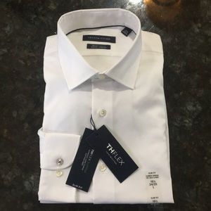 Men’s Tommy Hilfiger white dress shirt